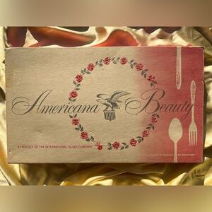 VINTAGE Dead Stock Americana Beauty Rose Flatware Set - New in Box